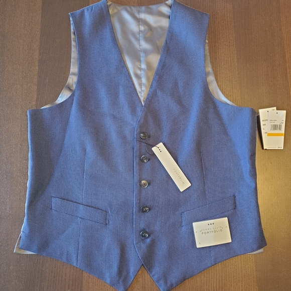 New Perry Ellis vest. Size small. Blue pin dot. - Picture 8 of 9